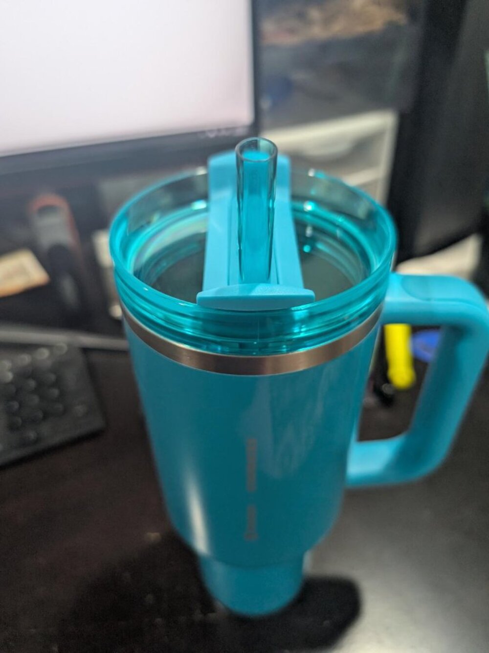 Stanley 40oz tumbler - Picture 2 of 3